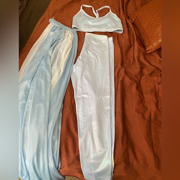 Nike Ice Queen Fairy Iridescent Holographic Stretch set Large - Picture 3 of 5